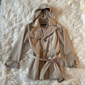 Classic Ellen Tracy Tan Trench/Raincoat with Removable Hood- Size XS
